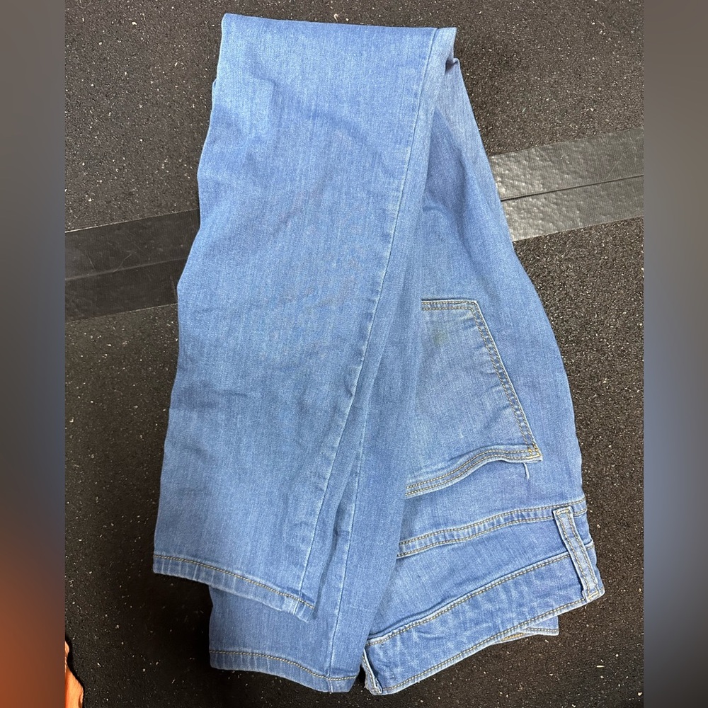 Universal Thread Light Blue Skinny Jeans